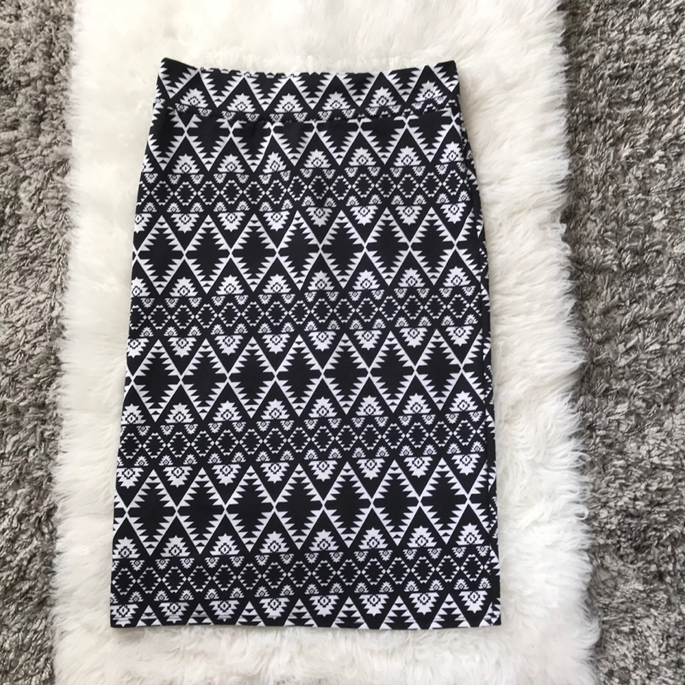 BRAND NEW Geometric Pencil Skirt